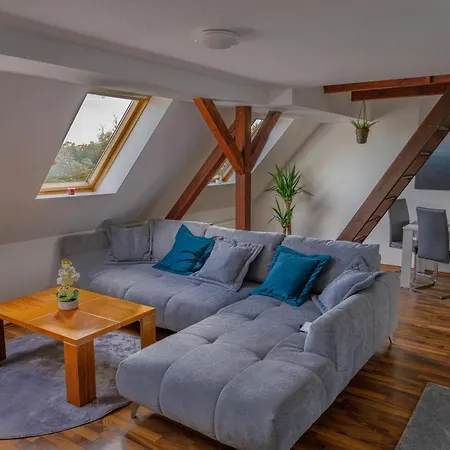 Auraapartment - Lutherapartment Apartmán