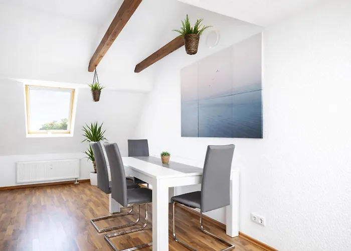 Larooms - Lp01 - 2 Zimmer, 2 Einzelbetten, 1 Doppelbett, Grosse Couch, Kueche, Balkon, Waschmaschine Apartmán