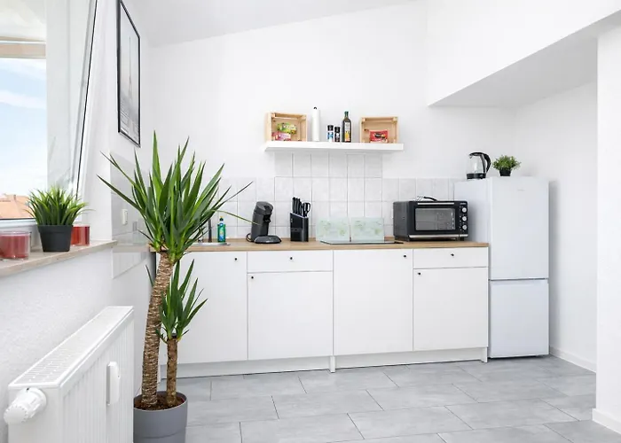 Apartmán Larooms - Lp01 - 2 Zimmer, 2 Einzelbetten, 1 Doppelbett, Grosse Couch, Kueche, Balkon, Waschmaschine